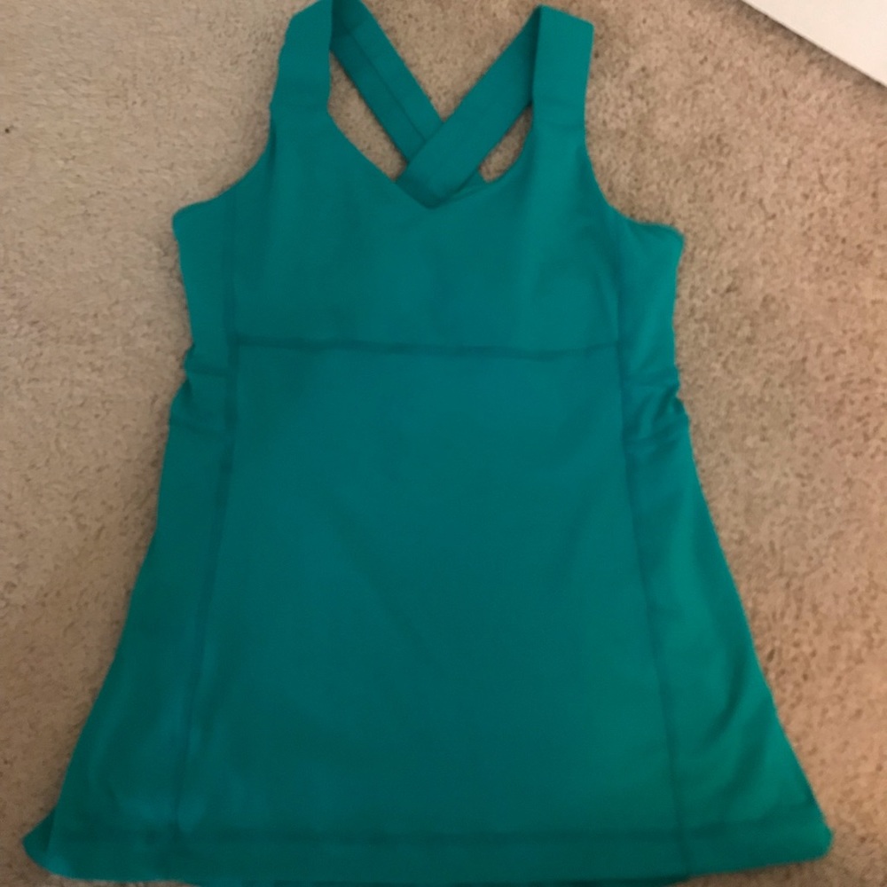 Lululemon top